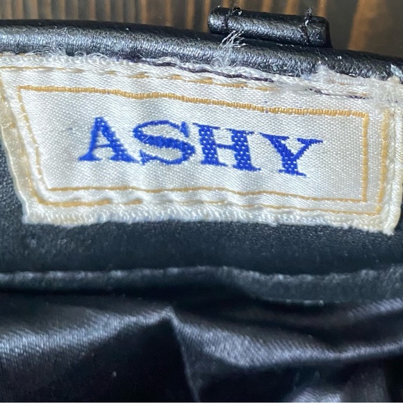 Ashy Black Cowhide Leather Lace Up Biker Pants. - Picture 4 of 6